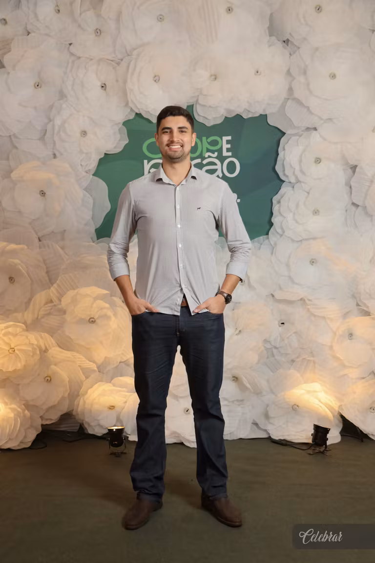 Sicredi Centro-Sul MS/BA celebra 37 anos com show beneficente em prol do Hospital de Amor de Dourados – foto 144