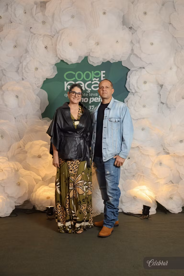 Sicredi Centro-Sul MS/BA celebra 37 anos com show beneficente em prol do Hospital de Amor de Dourados – foto 179