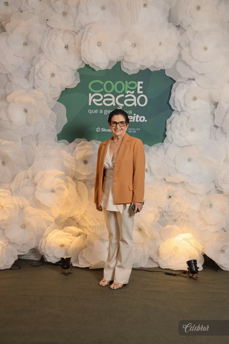 Sicredi Centro-Sul MS/BA celebra 37 anos com show beneficente em prol do Hospital de Amor de Dourados – foto 198