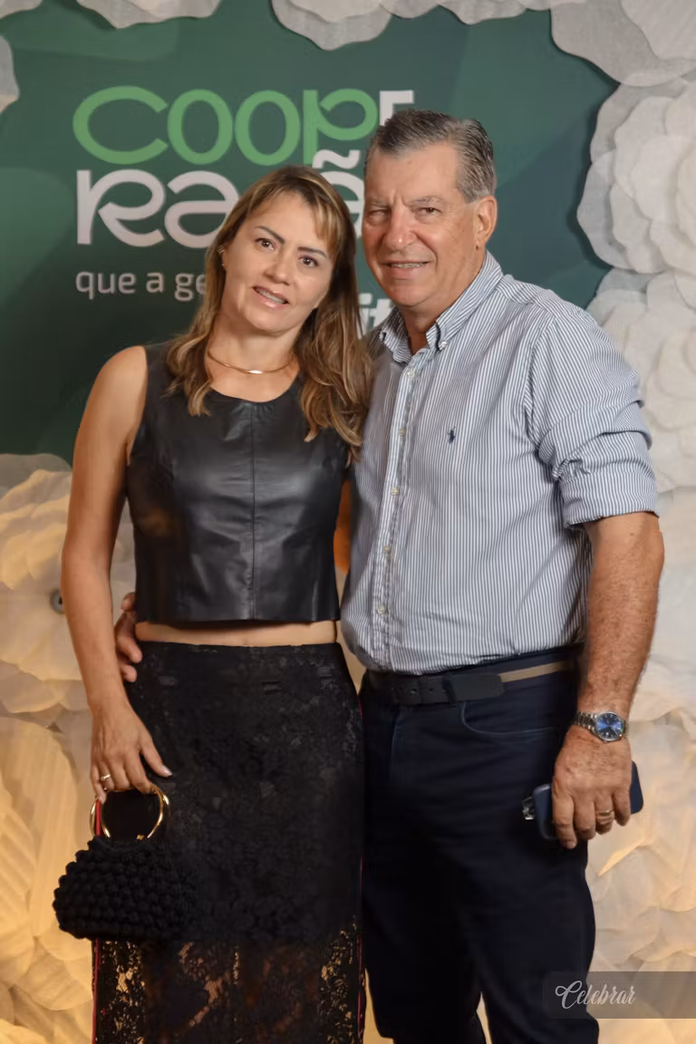 Sicredi Centro-Sul MS/BA celebra 37 anos com show beneficente em prol do Hospital de Amor de Dourados – foto 201