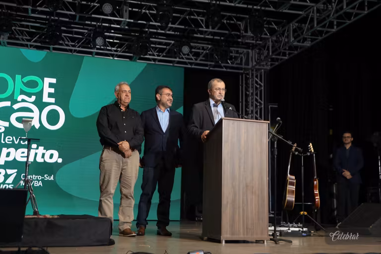 Sicredi Centro-Sul MS/BA celebra 37 anos com show beneficente em prol do Hospital de Amor de Dourados – foto 244