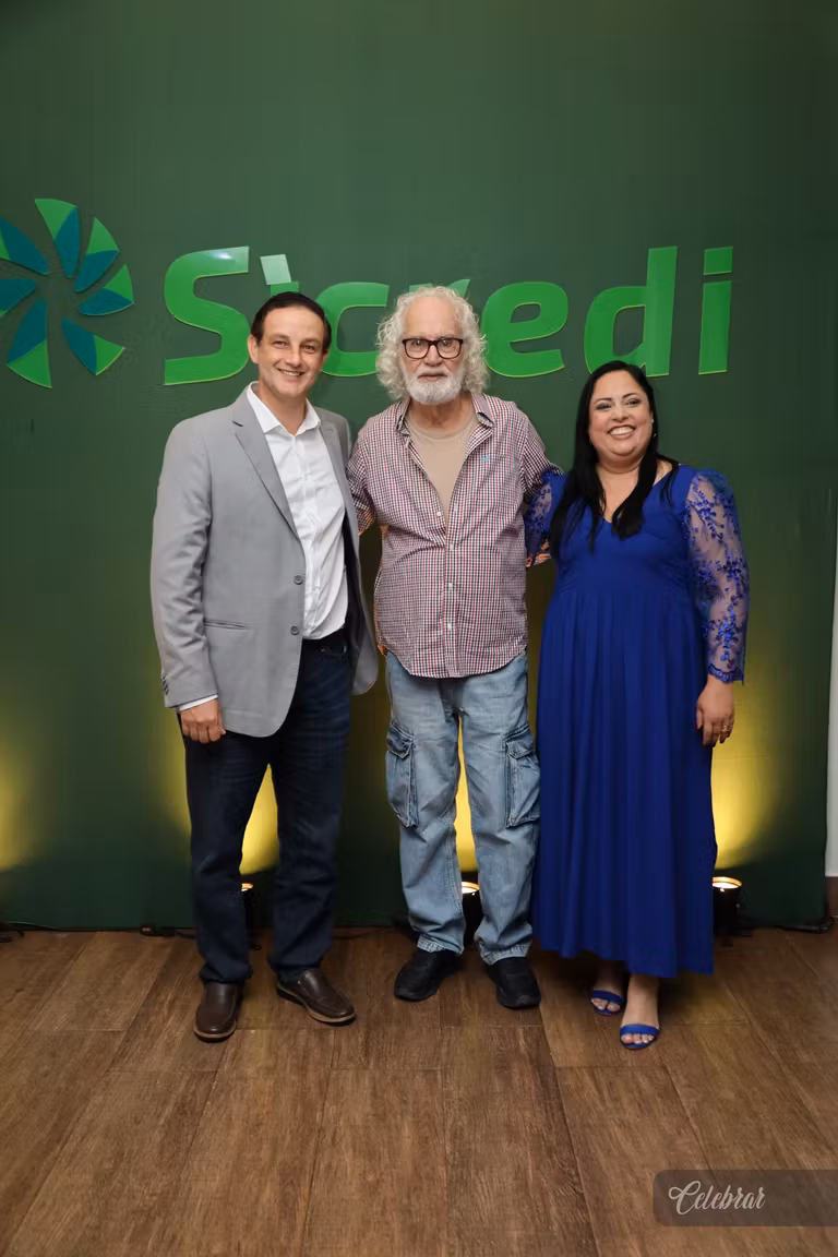 Sicredi Centro-Sul MS/BA celebra 37 anos com show beneficente em prol do Hospital de Amor de Dourados – foto 257