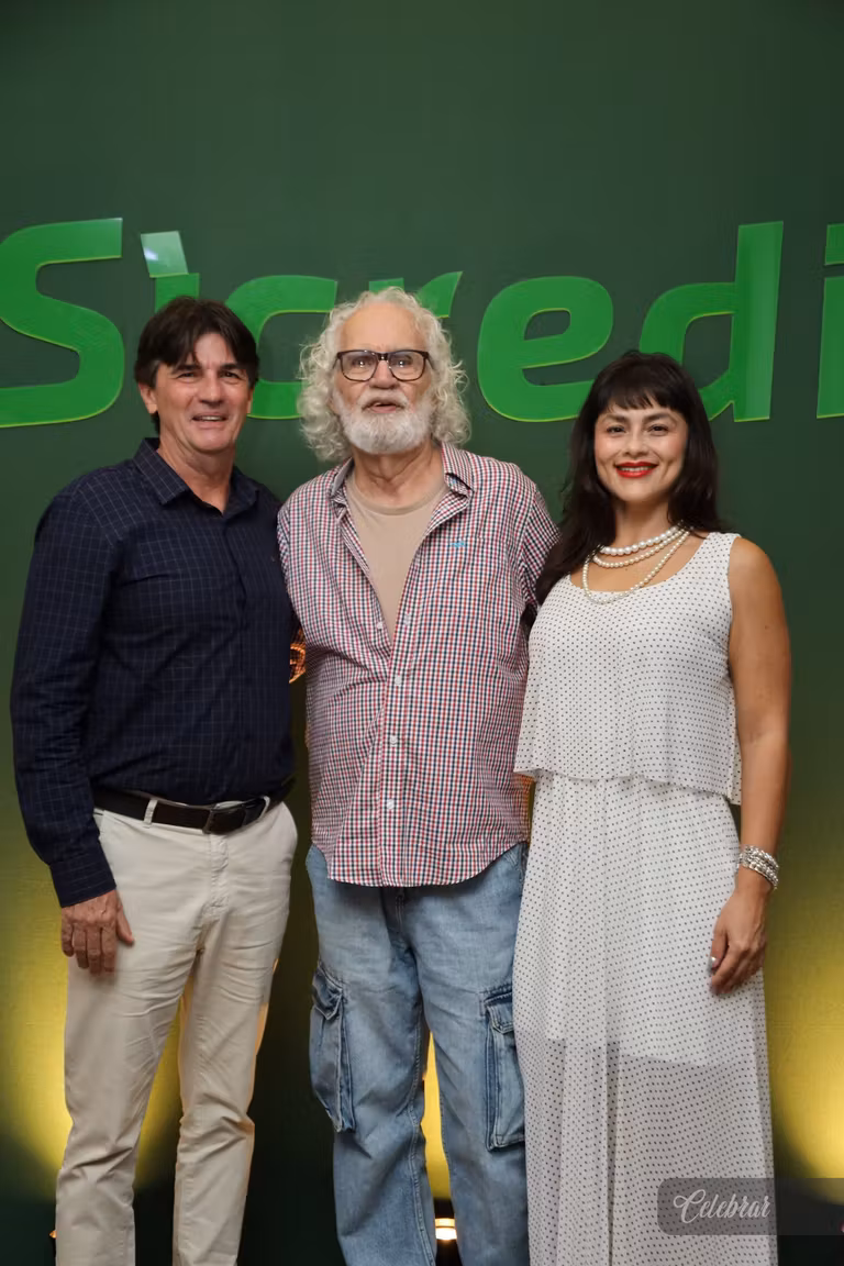 Sicredi Centro-Sul MS/BA celebra 37 anos com show beneficente em prol do Hospital de Amor de Dourados – foto 259