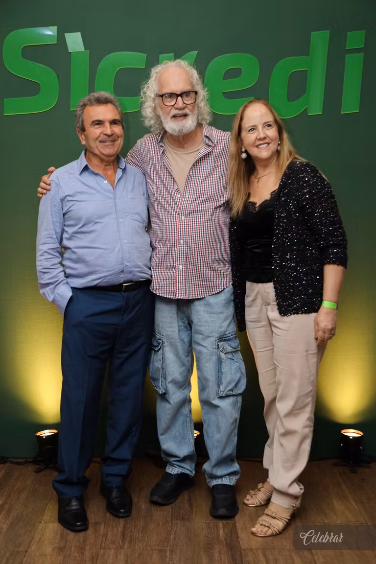 Sicredi Centro-Sul MS/BA celebra 37 anos com show beneficente em prol do Hospital de Amor de Dourados – foto 262