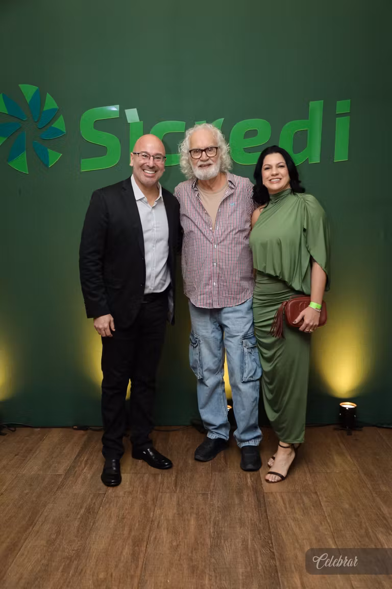Sicredi Centro-Sul MS/BA celebra 37 anos com show beneficente em prol do Hospital de Amor de Dourados – foto 264