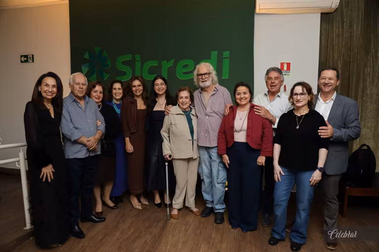 Sicredi Centro-Sul MS/BA celebra 37 anos com show beneficente em prol do Hospital de Amor de Dourados – foto 286