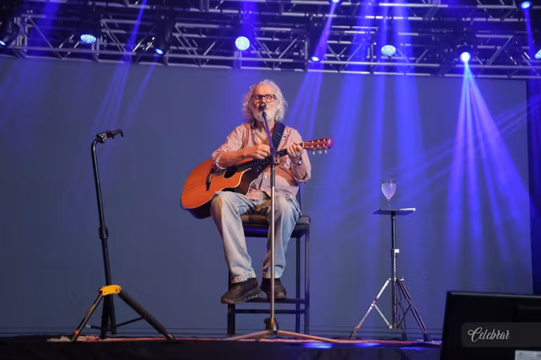 Sicredi Centro-Sul MS/BA celebra 37 anos com show beneficente em prol do Hospital de Amor de Dourados – foto 309