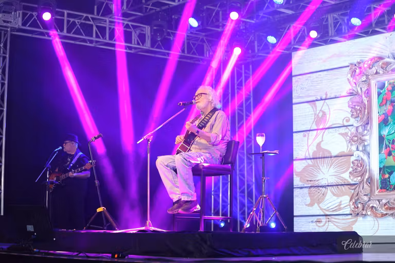 Sicredi Centro-Sul MS/BA celebra 37 anos com show beneficente em prol do Hospital de Amor de Dourados – foto 348