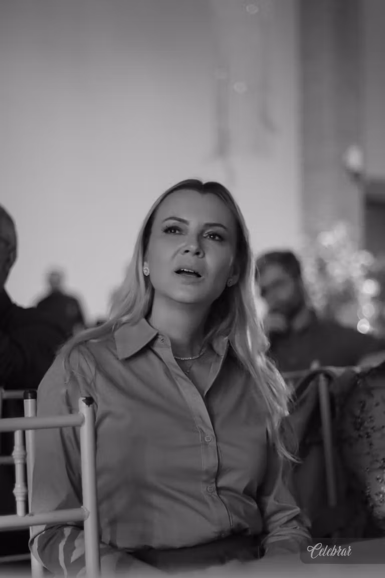 Uma noite para celebrar, cooperar e fazer o bem - 3° álbum – foto 48