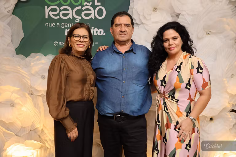 Uma noite para celebrar, cooperar e fazer o bem - 3° álbum – foto 83