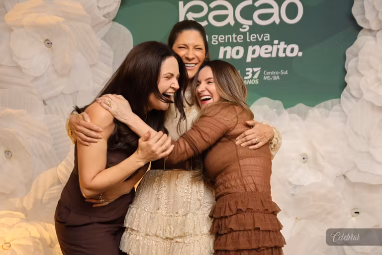 Uma noite para celebrar, cooperar e fazer o bem - 3° álbum – foto 89