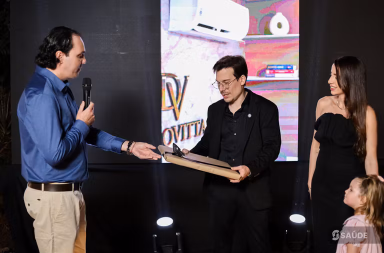 Uma noite especial para o lançamento da 15ª edição da Revista Connect Saúde, que traz a Duovitta como capa. – foto 117