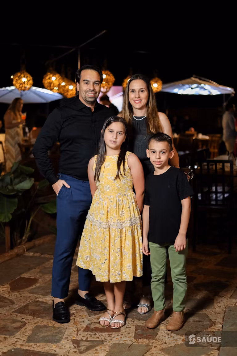 Uma noite especial para o lançamento da 15ª edição da Revista Connect Saúde, que traz a Duovitta como capa. – foto 54