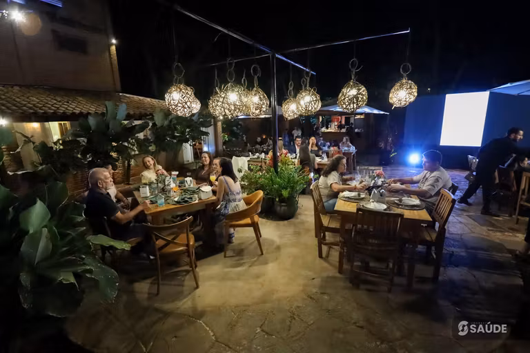 Uma noite especial para o lançamento da 15ª edição da Revista Connect Saúde, que traz a Duovitta como capa. – foto 96