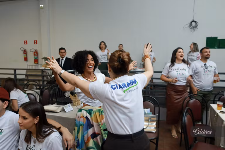 2º álbum - Celebrar no 22º LeiloDom: há 10 anos parceira do projeto, com lançamento da 41ª edição e capa da Dalmóbile Grupo FG. – foto 20