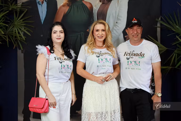 Celebrar no 22º LeiloDom: há 10 anos parceira do projeto, com lançamento da 41ª edição e capa da Dalmóbile Grupo FG. – foto 324