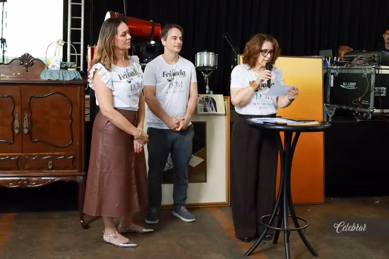 Celebrar no 22º LeiloDom: há 10 anos parceira do projeto, com lançamento da 41ª edição e capa da Dalmóbile Grupo FG. – foto 367