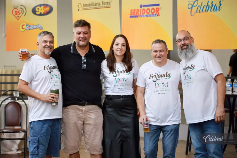 Celebrar no 22º LeiloDom: há 10 anos parceira do projeto, com lançamento da 41ª edição e capa da Dalmóbile Grupo FG. – foto 392