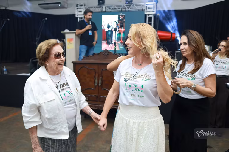 Celebrar no 22º LeiloDom: há 10 anos parceira do projeto, com lançamento da 41ª edição e capa da Dalmóbile Grupo FG. – foto 429