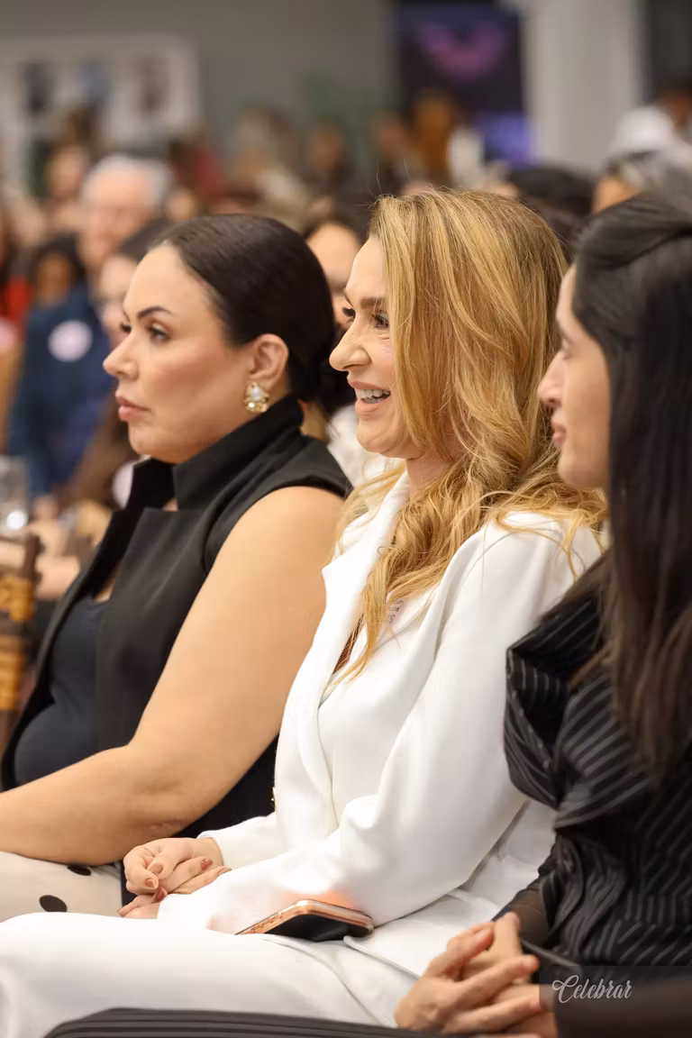 ÁLBUM 2 - Café com Negócios Delas reúne mulheres em uma noite de conexões e inspiração – foto 36