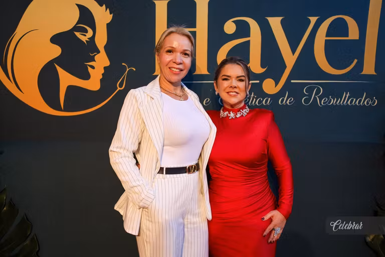 Uma noite de comemorações: celebrar a vida da empresária Cida Melo e os 3 anos da Clínica Hayel marcou um momento especial de conexão, gratidão e conquistas. – foto 5