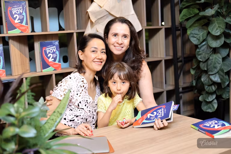 De Dourados para o Brasil: a especialista de brand Louise Irie é uma das autoras de Branding POV 2, lançado na Companhia dos Livros. – foto 121