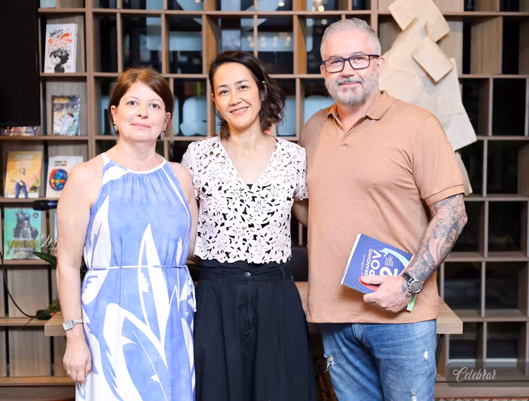 De Dourados para o Brasil: a especialista de brand Louise Irie é uma das autoras de Branding POV 2, lançado na Companhia dos Livros. – foto 138