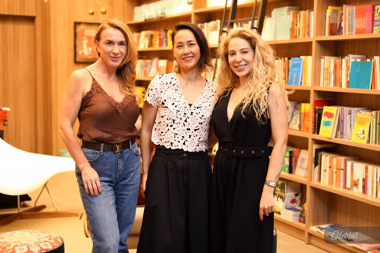 De Dourados para o Brasil: a especialista de brand Louise Irie é uma das autoras de Branding POV 2, lançado na Companhia dos Livros. – foto 21
