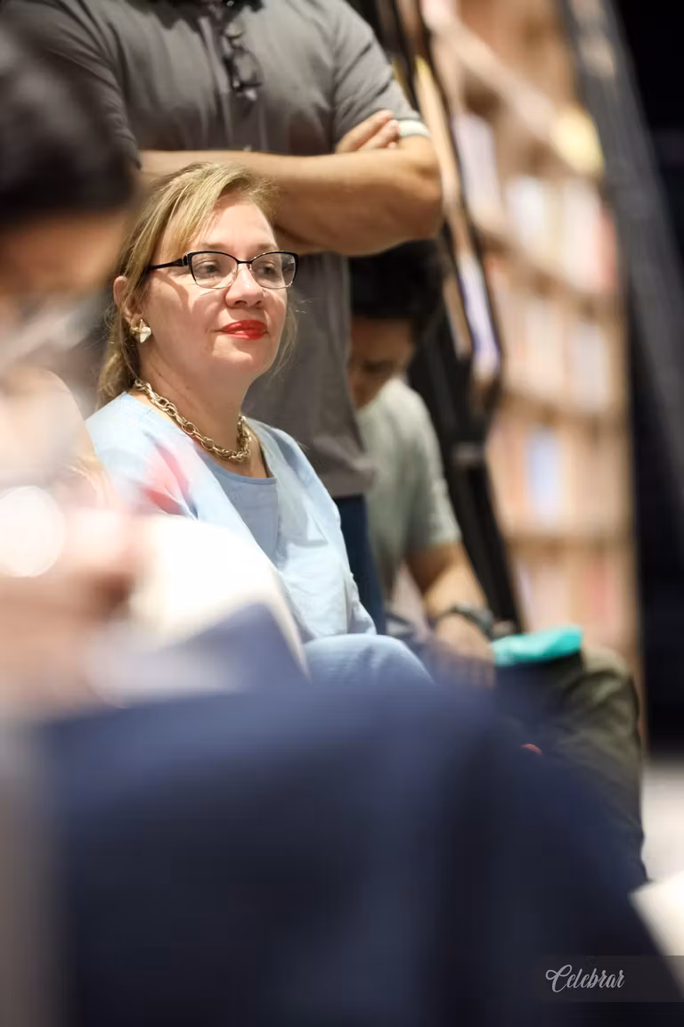 De Dourados para o Brasil: a especialista de brand Louise Irie é uma das autoras de Branding POV 2, lançado na Companhia dos Livros. – foto 63