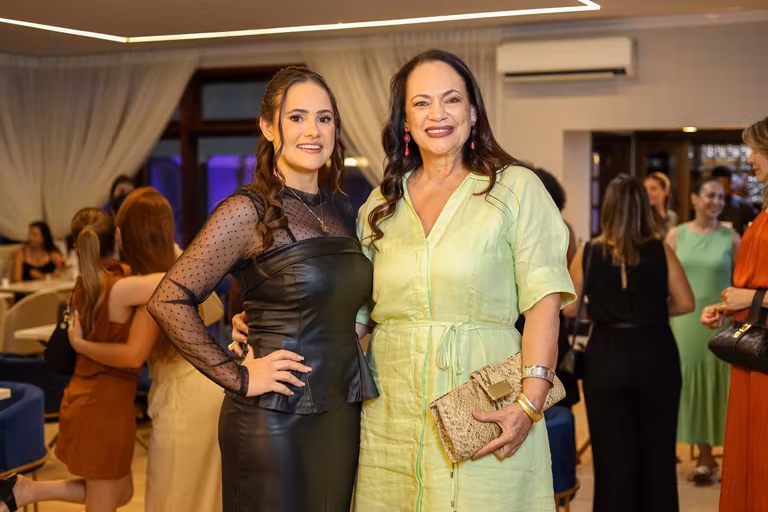 álbum 2 - Casa Mipe celebra abertura com noite de conexões em Dourados. – foto 49