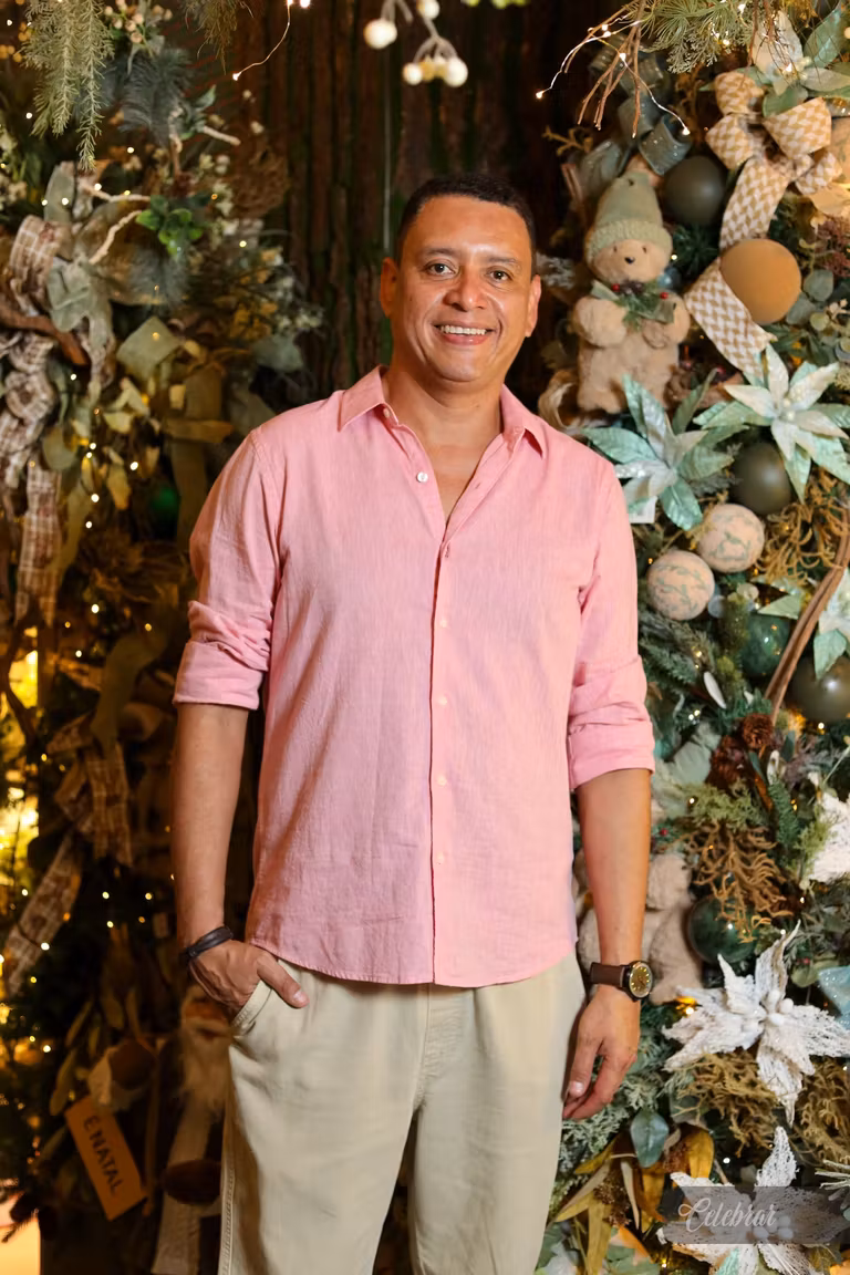 Uma noite para celebrar a magia do Natal e a beleza dos novos ciclos. – foto 104
