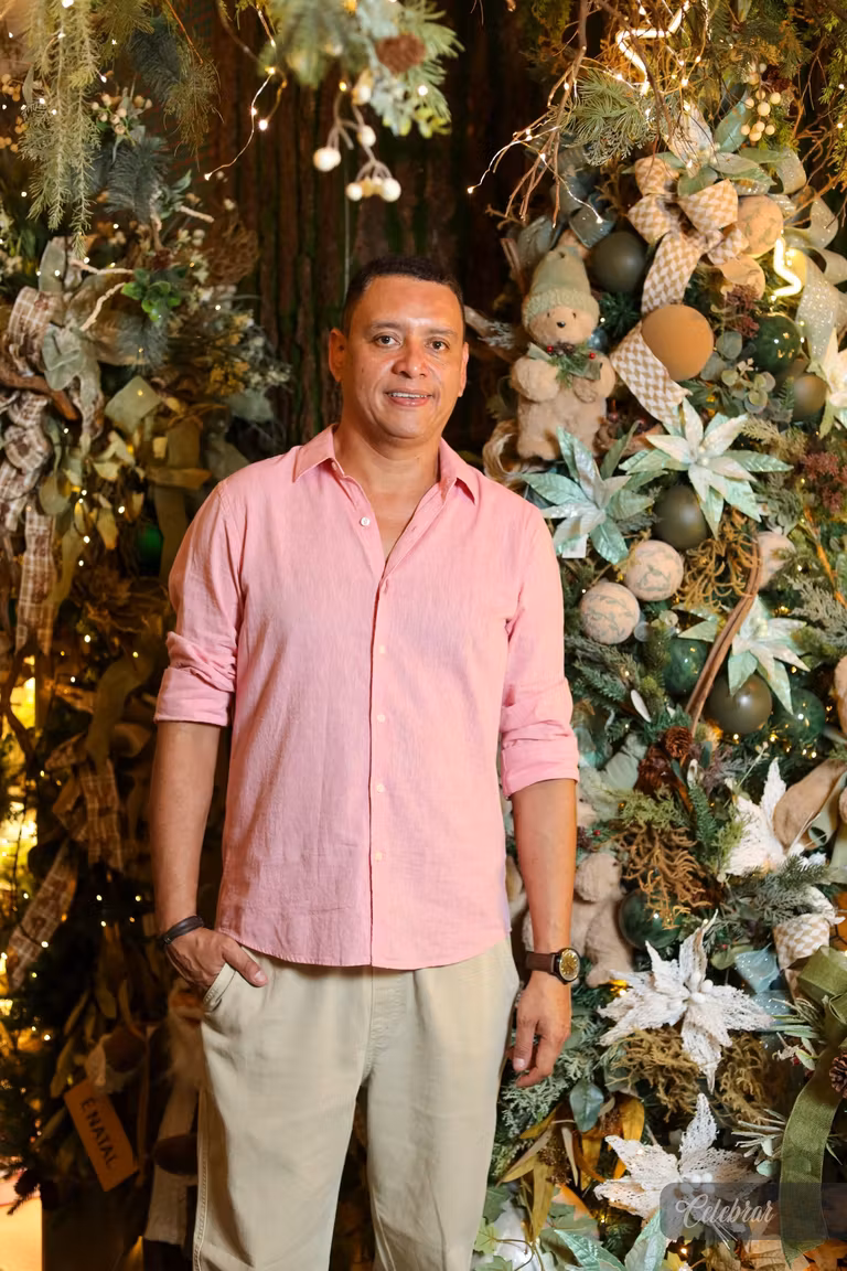 Uma noite para celebrar a magia do Natal e a beleza dos novos ciclos. – foto 105